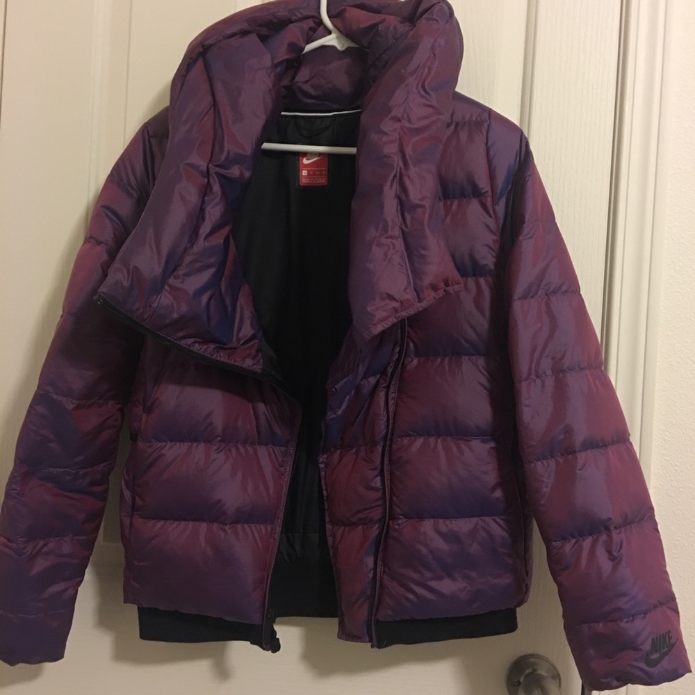 Nike puff jacket XS